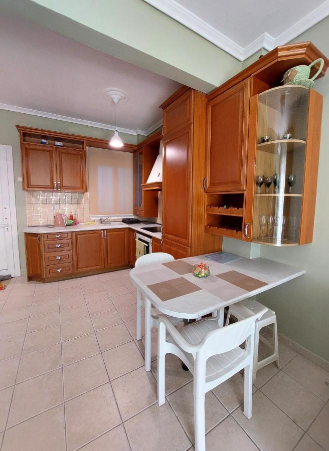 Orange Tree Apartment アスプロヴァルタ エクステリア 写真